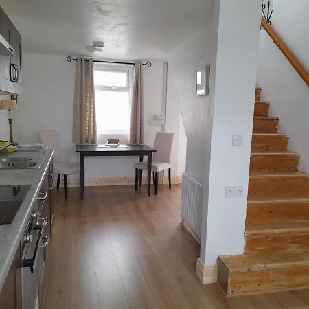 Central Town Apartment Уэксфорд Экстерьер фото